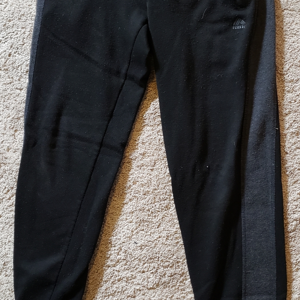 Reebok Sweatpants (live, life, & love) Size small mens  Black with gray accent